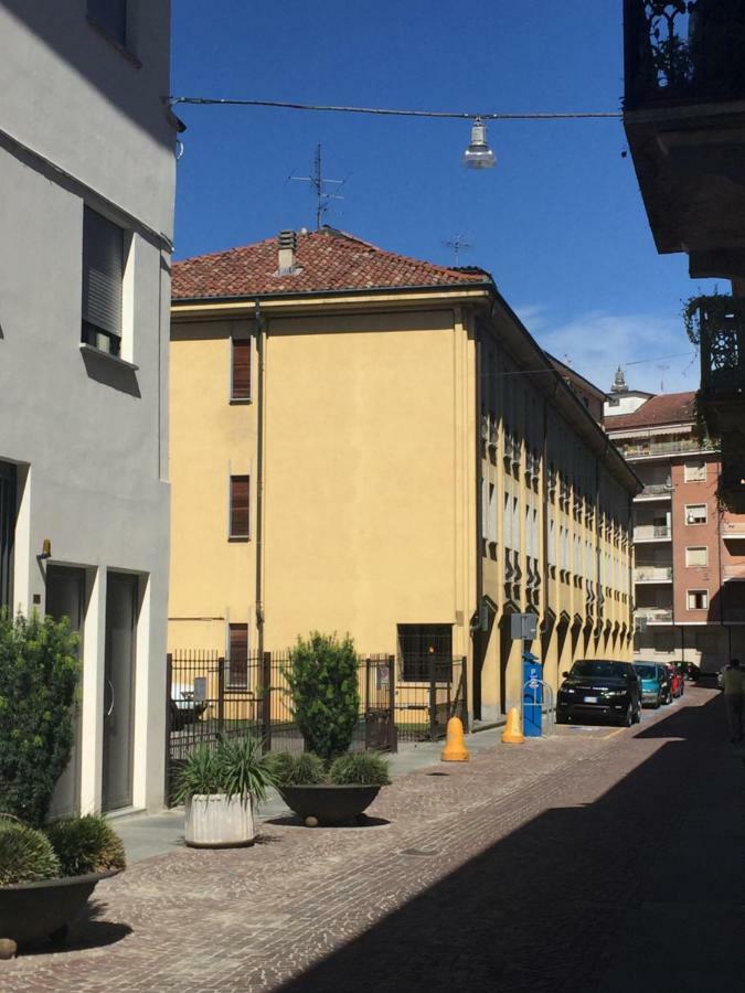 Apartment La Mansarda Alba  Exterior foto